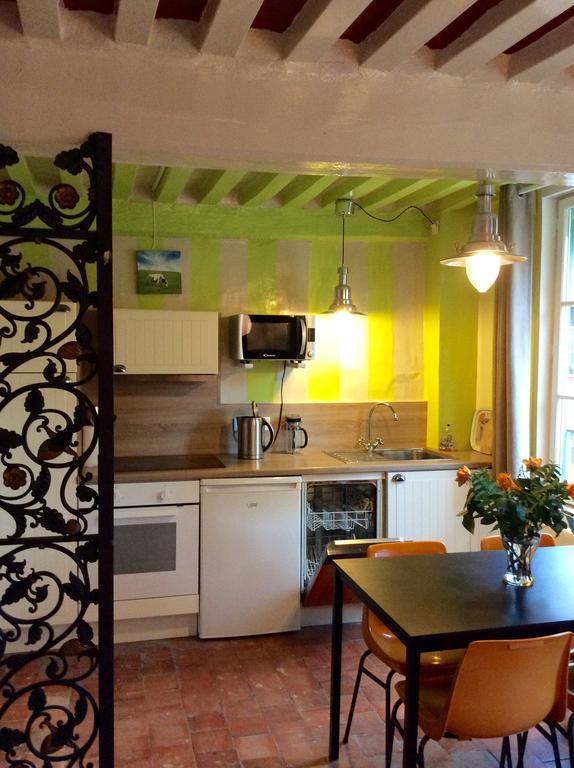 Appartement Le Notre Dame Honfleur Exteriör bild