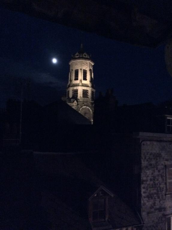 Appartement Le Notre Dame Honfleur Exteriör bild