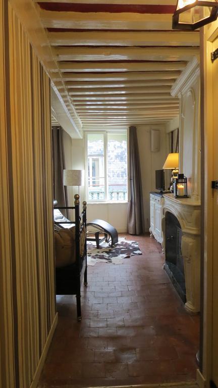 Appartement Le Notre Dame Honfleur Exteriör bild