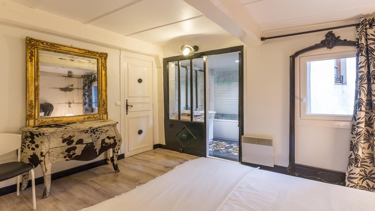 Appartement Le Notre Dame Honfleur Exteriör bild