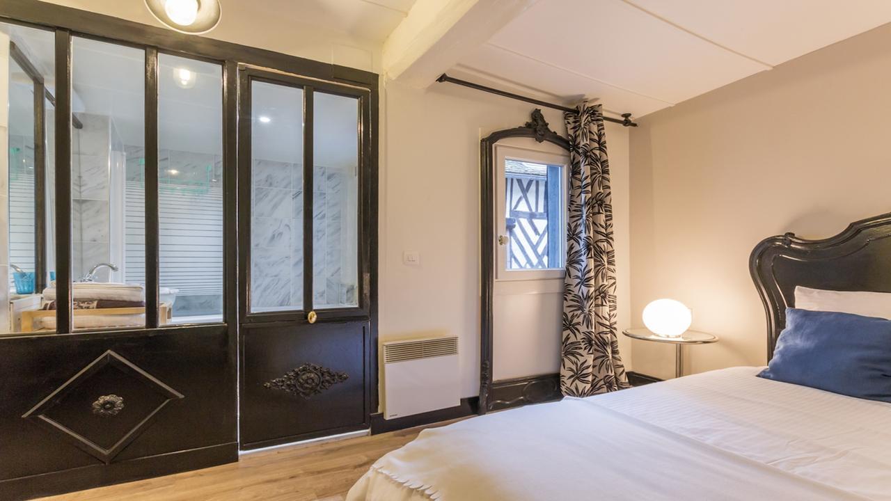 Appartement Le Notre Dame Honfleur Exteriör bild